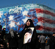 Dalis Irano gyventojų gedi Ali Khamenei