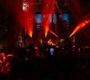 Uostamiestyje &bdquo;&Scaron;vyturys BHouse&ldquo; erdvėje o&scaron;ė skonių ir muzikos jūra: į Aludarių dienos festivalį susirinko tūkstančiai