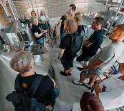 Uostamiestyje &bdquo;&Scaron;vyturys BHouse&ldquo; erdvėje o&scaron;ė skonių ir muzikos jūra: į Aludarių dienos festivalį susirinko tūkstančiai