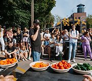 Uostamiestyje &bdquo;&Scaron;vyturys BHouse&ldquo; erdvėje o&scaron;ė skonių ir muzikos jūra: į Aludarių dienos festivalį susirinko tūkstančiai