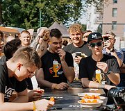 Uostamiestyje &bdquo;&Scaron;vyturys BHouse&ldquo; erdvėje o&scaron;ė skonių ir muzikos jūra: į Aludarių dienos festivalį susirinko tūkstančiai
