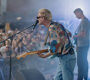 Uostamiestyje &bdquo;&Scaron;vyturys BHouse&ldquo; erdvėje o&scaron;ė skonių ir muzikos jūra: į Aludarių dienos festivalį susirinko tūkstančiai