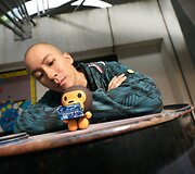 ASUS pristato i&scaron;skirtinę &bdquo;VivoBook S 15 OLED BAPE&ldquo; gatvės drabužių liniją, sukurtą novatori&scaron;kai bendradarbiaujant su &bdquo;A BATHING APE&ldquo;