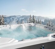 Kaip stiprinti imunitetą ir mažinti stresą kasdien? Masažinių baseinų privalumai savo kieme leis jaustis lyg SPA centre 