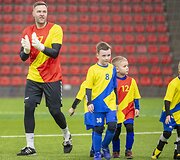 Istorinis įvykis &ndash; su &bdquo;Lidl&ldquo;: net 11 vaikų i&scaron; Lietuvos lydės UEFA EURO 2024 futbolininkus