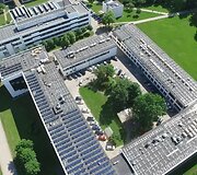 KTU EEF stogas su saulės elektrinėmis
