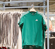 Po sėkmingo pokyčių starto &ndash; tolimesnis spurtas: &bdquo;Outlet Park&ldquo; įsikūrusi &bdquo;Adidas Outlet&ldquo; augina pardavimus