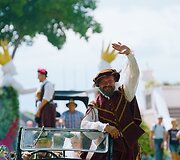 Ten galima prarasti amą, juoktis iki a&scaron;arų ir paskęsti gėlių jūrose: prasidėjo ry&scaron;kiausias vasaros festivalis Lietuvoje