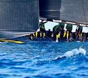 Lietuva pergalingai startavo &bdquo;SSL Gold Cup&ldquo; pasaulio buriavimo taurės &scaron;e&scaron;ioliktfinalyje