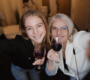 Kasmetinė &bdquo;Beaujolais Nouveau&ldquo; &scaron;ventė ir naujas &bdquo;Novotel&ldquo; istorijos lapas
