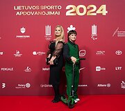 Paralimpietės, plaukikės Gabrielės tėvų rūpestis virto stiprybe: aplinka gali arba sukurti žmogaus pasitikėjimą, arba jį sugriauti