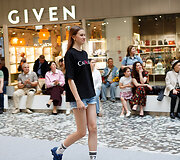 Vasaros mados tendencijos vaikams ir jaunimui: &bdquo;Vilnius Outlet&ldquo; pristatytas bendras &bdquo;Catwalk&ldquo; bei &bdquo;Mažoji Mis&ldquo; renginys