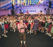 Kauno &bdquo;Oktoberfestas&ldquo; vėl traukia minias: rudenį vyksiančioje &scaron;ventėje rezervuota daugiau nei pusė stalų