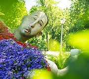 Pakruojo dvare jau atidarytas utopinio grožio Vasaros gėlių festivalis: Mindaugines kviečia &scaron;vęsti tarp milijonų žiedų