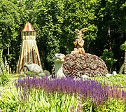 Pakruojo dvare jau atidarytas utopinio grožio Vasaros gėlių festivalis: Mindaugines kviečia &scaron;vęsti tarp milijonų žiedų