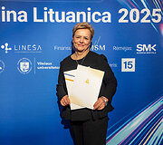 Mokslų akademijoje apdovanoti Lietuvai tarptautinėse olimpiadose atstovavę mokiniai