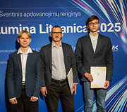 Mokslų akademijoje apdovanoti Lietuvai tarptautinėse olimpiadose atstovavę mokiniai
