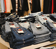 Plėtrą tęsiantis &bdquo;Outlet Park&ldquo; gerų naujienų turi ir &bdquo;Denim Dream&ldquo; lankytojams: parduotuvėje &ndash; džiuginantys pokyčia