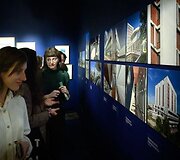 Socmodernizmo architektūra, romantinė tapyba, Jogailaičių epocha, ukrainiečių dailininkų darbai ir kitos teminės Lenkijos muziejų parodos
