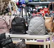 &bdquo;Outlet Park&ldquo; įsikūrusi &bdquo;Bags & More&ldquo; &ndash; atsinaujino: tokių pokyčių nerasite kitose &scaron;io tinklo parduotuvėse 