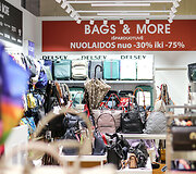 &bdquo;Outlet Park&ldquo; įsikūrusi &bdquo;Bags & More&ldquo; &ndash; atsinaujino: tokių pokyčių nerasite kitose &scaron;io tinklo parduotuvėse 