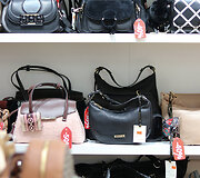 &bdquo;Outlet Park&ldquo; įsikūrusi &bdquo;Bags & More&ldquo; &ndash; atsinaujino: tokių pokyčių nerasite kitose &scaron;io tinklo parduotuvėse 