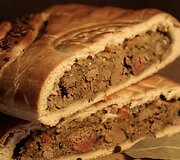 Keto duona, gardžiausi kepiniai bei &bdquo;Napoleonas&ldquo;, kokio dar, matyt, neragavote: &bdquo;Ogmios miesto&ldquo; ūkininkų turgus kviečia ruo&scaron;tis &scaron;venčių stalui 