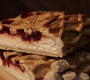 Keto duona, gardžiausi kepiniai bei &bdquo;Napoleonas&ldquo;, kokio dar, matyt, neragavote: &bdquo;Ogmios miesto&ldquo; ūkininkų turgus kviečia ruo&scaron;tis &scaron;venčių stalui 