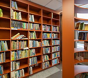 &Scaron;e&scaron;kinės biblioteka persikėlė: naujos erdvės skaitymui, mokymuisi, renginiams 