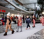 Vaikų mada ir jaunųjų modelių emocijos - &bdquo;Vilnius Outlet&ldquo; gimtadienio &scaron;ventėje