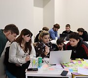 Kodėl dar tinkami naudoti įrenginiai lieka stalčiuose? Kauno kolegijos studentai ie&scaron;ko sprendimų verslui ir vartotojams