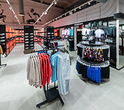 &bdquo;Outlet Park&ldquo; kabinasi dar vieną medalį: atidarė didžiausią &bdquo;Nike Outlet&ldquo; Baltijos regione 
