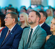 Raudondvario dvare Kauno rajono garbės ženklais apdovanoti pasižymėję kra&scaron;tui asmenys