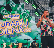 Aludarių diena Kaune: tūkstančiai &scaron;ėlo dainuodami Džordanos Butkutės dainas