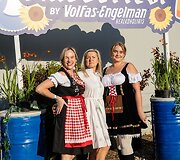 Kauno &bdquo;Oktoberfeste&ldquo; &ndash; ne tik bavari&scaron;kos linksmybės, bet ir konkursas: pasipuo&scaron;usių laukia staigmenos
