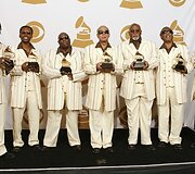 &bdquo;The Blind Boys&ldquo; i&scaron; Alabamos apdovanoti už geriausią tradicinį gospel albumą.