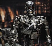Robotas &bdquo;T-800&ldquo; i&scaron; filmo &bdquo;Terminatorius 2&ldquo;