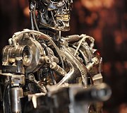 Robotas &bdquo;T-800&ldquo; i&scaron; filmo &bdquo;Terminatorius 2&ldquo;