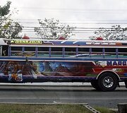 Grafitu padentas autobusas