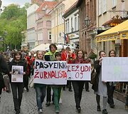 Žunalistų eisena