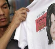 Mar&scaron;kinėliai dėkojantys už Michaelo Jacksono muziką.