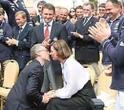 Paulius Egidijus Kovas per&scaron;asi Nijolei Narmontaitei.