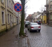 Eidamas nuo &bdquo;Megaplaza&ldquo; prekybos centro iki naktinio klubo &bdquo;Globa&ldquo;l užfiksavau net 3 labai grubius pažeidimus.