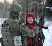 Majoras generolas Frankas J. Kisneris ir JAV Ambasadorė Anne Derse