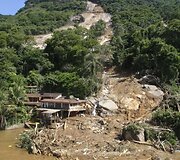 Nuo&scaron;liauža Rio de Žaneiro Didžiojoje saloje