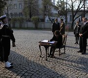 Var&scaron;uvoje Lietuvos delegacija lankėsi Gynybos ministerijoje