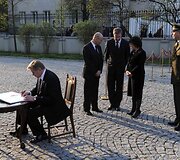 Var&scaron;uvoje Lietuvos delegacija lankėsi Gynybos ministerijoje