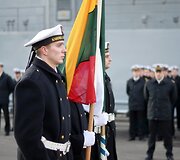 Į tarptautinę operaciją &bdquo;Atalanta&ldquo; i&scaron;lydėta nauja Lietuvos karių pamaina
