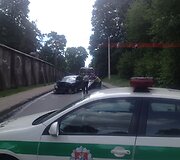 Avarija ties smegduobe Rasų gatvėje