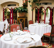 Restoranas &bdquo;Stikliai&ldquo;